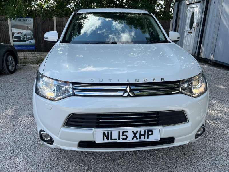 MITSUBISHI OUTLANDER