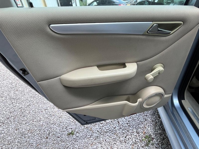 MERCEDES-BENZ B CLASS