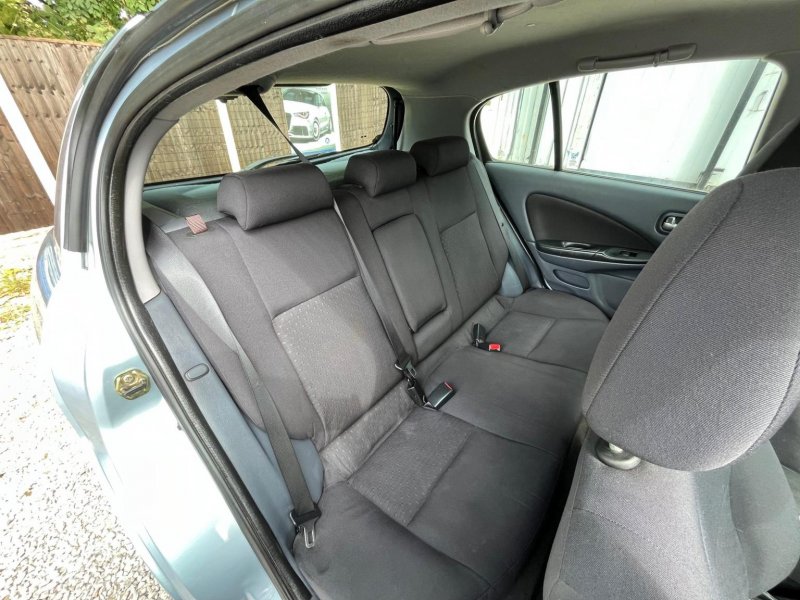 NISSAN ALMERA