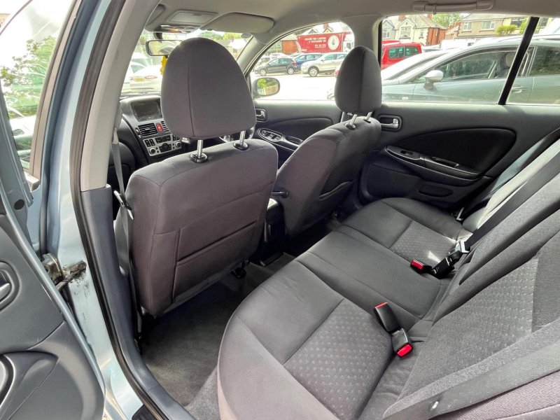 NISSAN ALMERA
