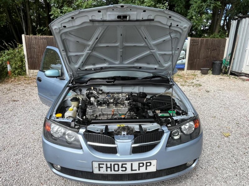 NISSAN ALMERA