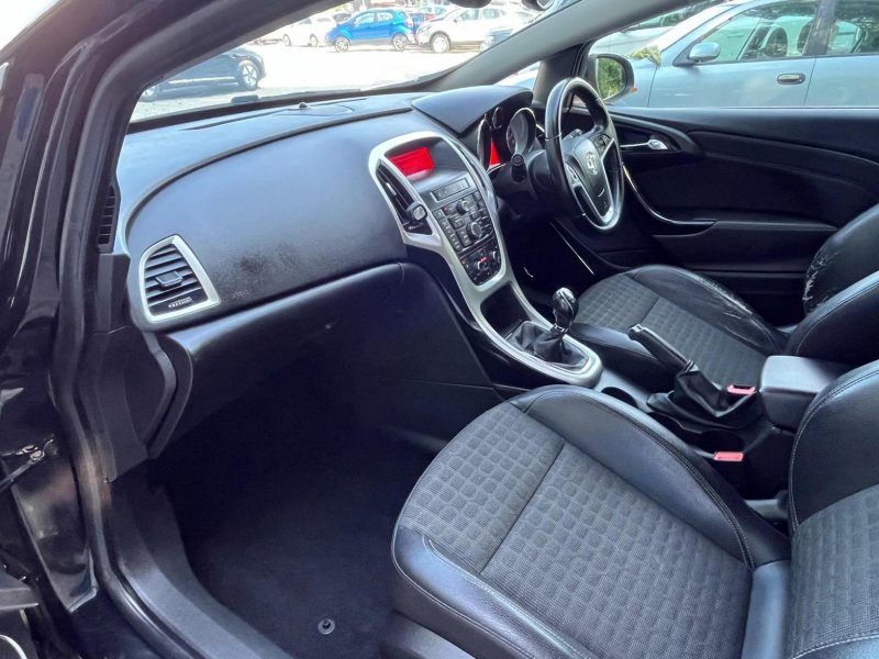 VAUXHALL ASTRA GTC