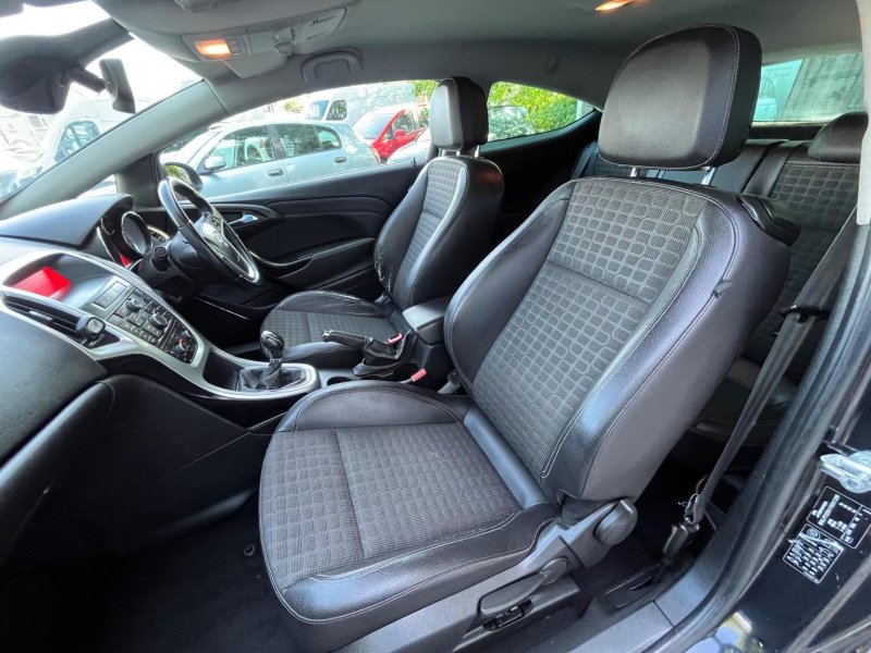 VAUXHALL ASTRA GTC
