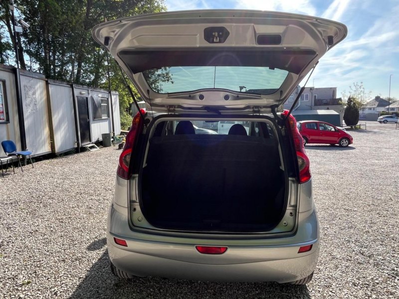 NISSAN NOTE