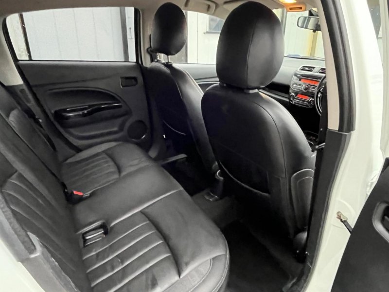 MITSUBISHI MIRAGE