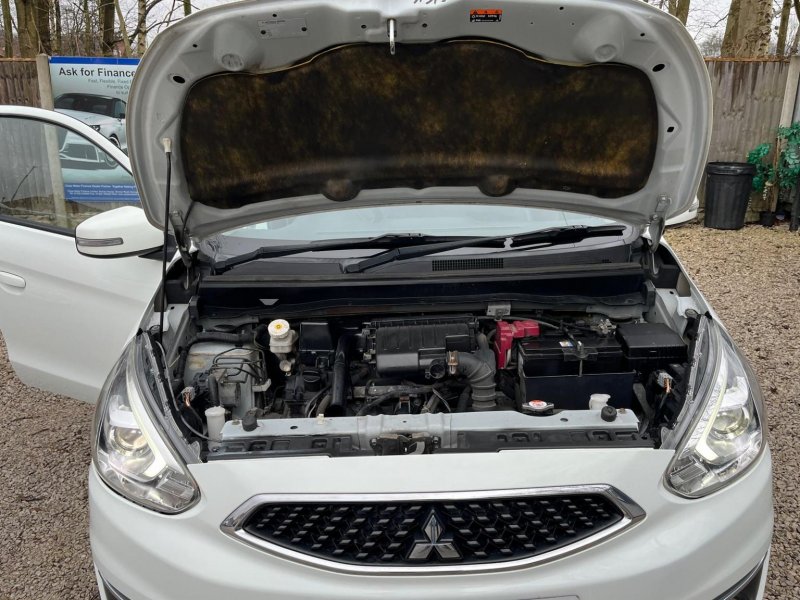 MITSUBISHI MIRAGE
