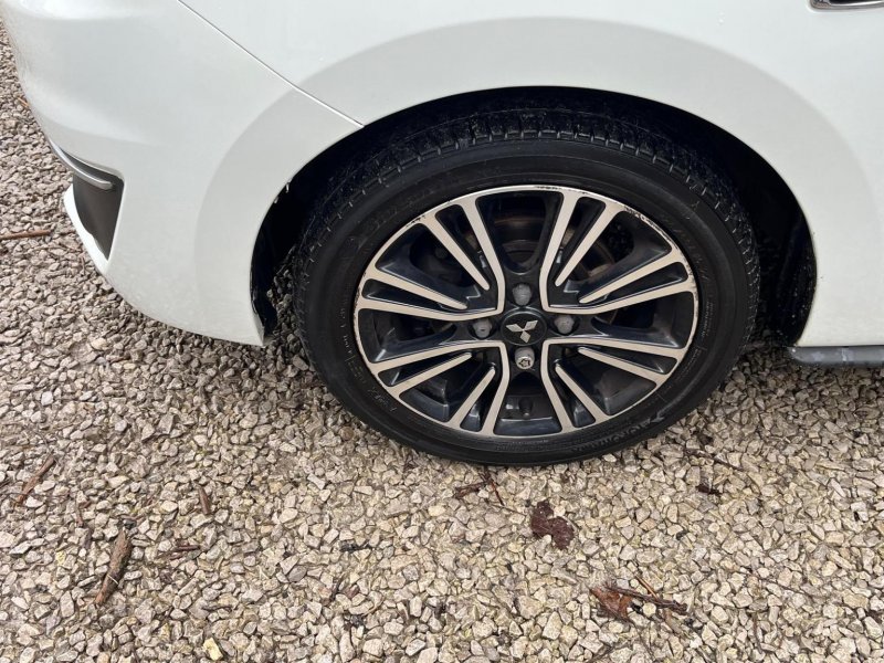 MITSUBISHI MIRAGE
