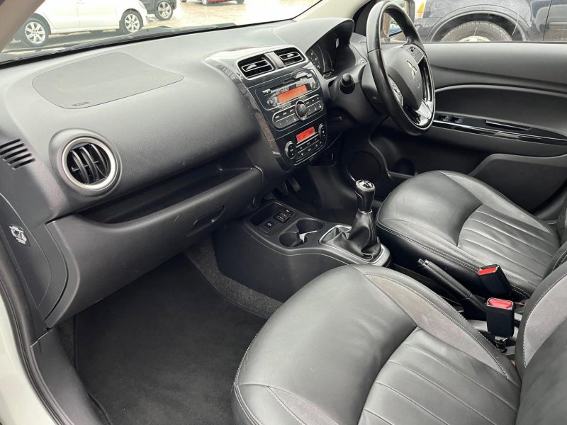 MITSUBISHI MIRAGE