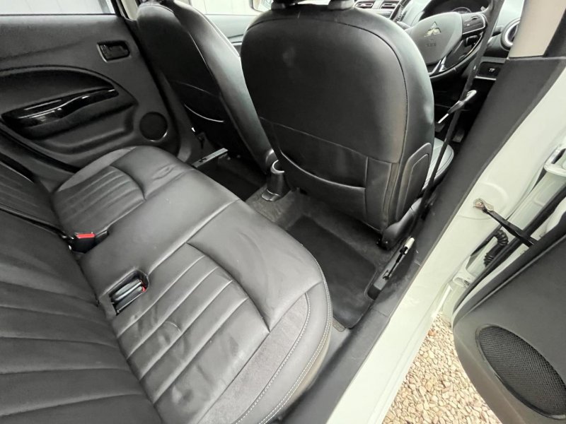 MITSUBISHI MIRAGE