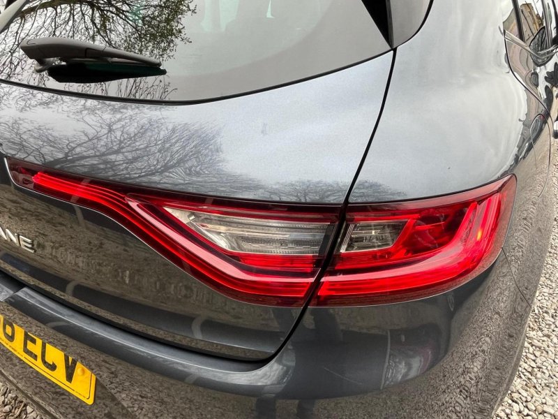 RENAULT MEGANE