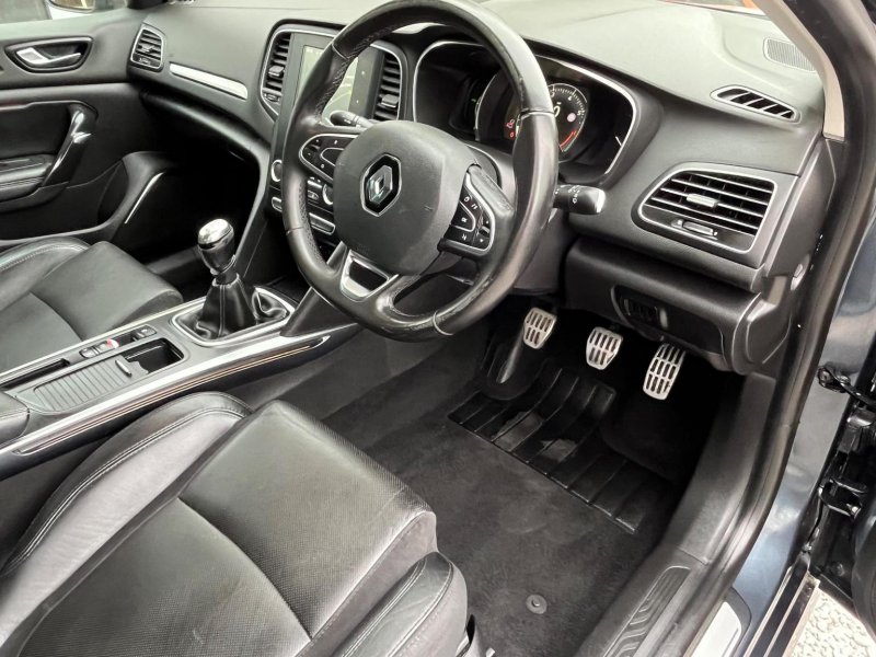 RENAULT MEGANE
