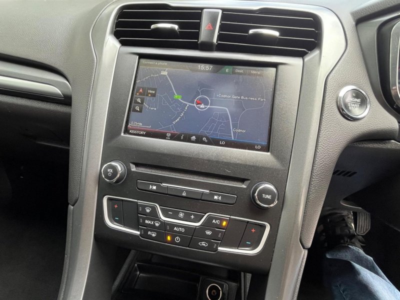 FORD MONDEO